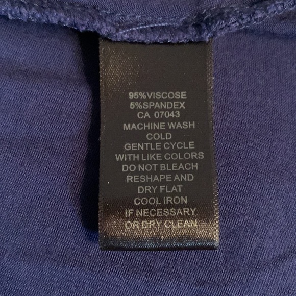 Cable and Gauge blue soft long sleeve top medium - Picture 7 of 8